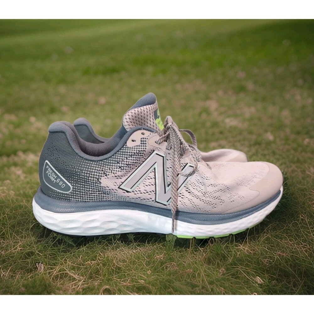 NEW BALANCE FRESH FOAM W680 LR7 LAVENDER/GRAY WOMEN'S RUNNING SHOES SIZE 11 EUC